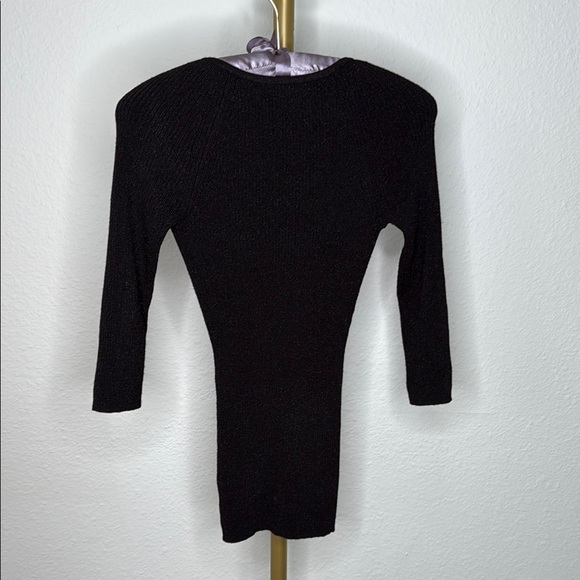 Bebe Black V-Neck Glitter 3/4 Sleeve Understated Elegance Knit Sweater Sz M - Picture 4 of 9